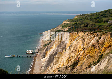 Alum Bay und die farbige Sandklippen. Isle of Wight England Großbritannien Stockfoto