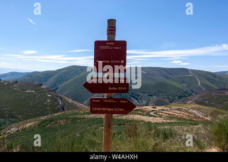 Landschaft der Serra dos Ancares und Richtung Zeichen, Leon Provinz, Spanien Stockfoto