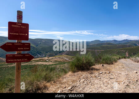 Landschaft der Serra dos Ancares und Richtung Zeichen, Leon Provinz, Spanien Stockfoto