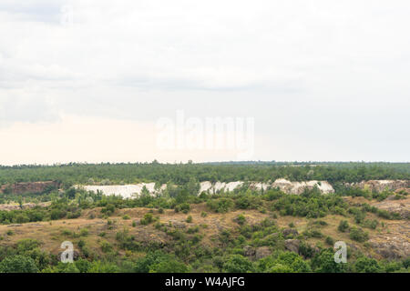 Große Granit Canyon. Dorf Aktove. In der Ukraine. Schöne Landschaft Stockfoto