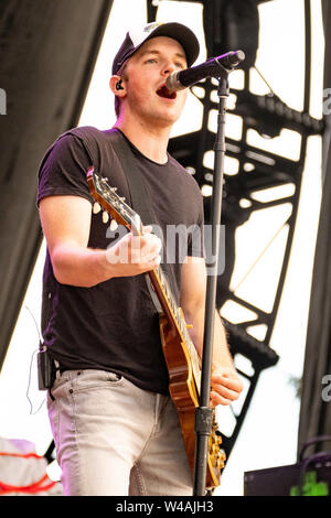 Juli 20, 2019 - Twin Lakes, Wisconsin, USA - TRAVIS DENNING während des Landes Donner Music Festival in Twin Lakes, Wisconsin (Credit Bild: © Daniel DeSlover/ZUMA Draht) Stockfoto
