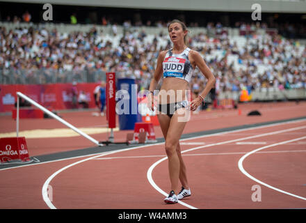 London, Großbritannien. 21. Juli, 2019. 5000 m der Frauen 17 platziert Jessica JUDD (GBR) unsicher aussieht, als sie die Spur verlässt nach dem MŸller Jubiläum Spiele London Grand Prix 2019 bei den Olympischen Park, London, England am 21. Juli 2019. Foto von Andy Rowland/PRiME Media Bilder. Credit: PRiME Media Images/Alamy leben Nachrichten Stockfoto