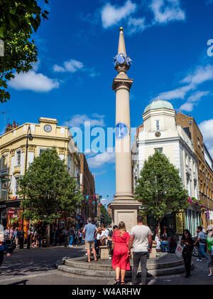 Seven Dials London - Seven Dials Sundial - eine Ersatzsonnenuhr mit sechs Wählern (1989) bei der Konvergenz von sieben Straßen in Covent Garden im Zentrum Londons Stockfoto