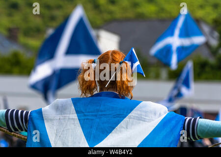 Oban, alle unter einem Banner Unabhängigkeit März - 2019 Stockfoto