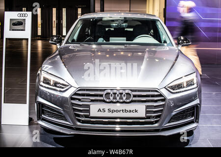 Brüssel, Belgien, Jan 2019 Audi A5 Sportback 40 TDI quattro, Brüssel Motor Show, 2. Generation, MLB Plattform, B9, Compact Executive coupe Auto von Audi Stockfoto