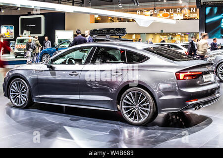 Brüssel, Belgien, Jan 2019 Audi A5 Sportback 40 TDI quattro, Brüssel Motor Show, 2. Generation, MLB Plattform, B9, Compact Executive coupe Auto von Audi Stockfoto