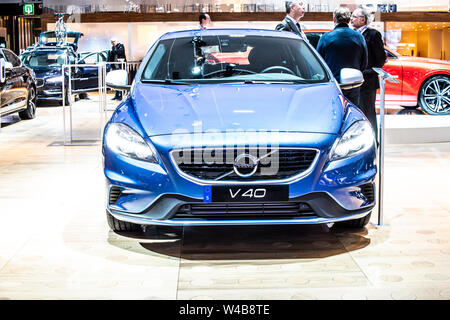 Brüssel, Belgien, Jan 2019 blauen Volvo V40 Kombi, Brüsseler Motor Show, 1. gen Facelift, kleinen Familie von schwedischen Volvo Car hergestellt Stockfoto