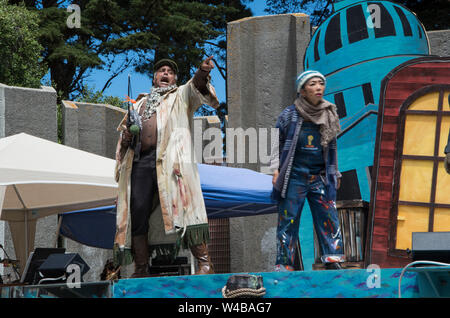 Der San Francisco Mime Troupe setzt auf freie Theater, oft mit politischen Themen. Stockfoto