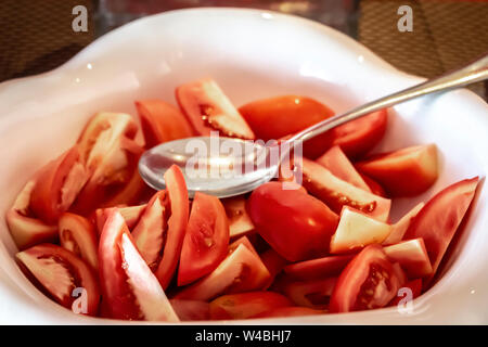 Verschiedene Salate auf einem Buffet. Stockfoto