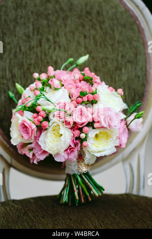Brautstrauß. Schöne Hochzeit Blumenstrauß. Stockfoto