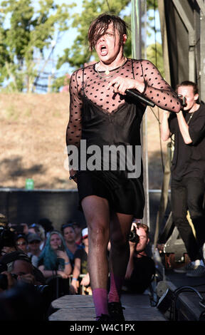 Kalifornien, USA. 21. Juli, 2019. YUNGBLUD führt während der Vans Warped Tour 25. Jahrestag am 21. Juli 2019 in Mountain View, Kalifornien. Credit: MediaPunch Inc/Alamy leben Nachrichten Stockfoto