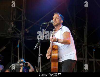 James Morrison auf der Hauptbühne am Tag 1 der OnBlackheath Music Festival 2019 Stockfoto