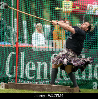 20. Juli 2019. Tomintoul Highland Games, Tomintoul, Moray, Schottland, Großbritannien. Dies ist eine Szene aus dem 175-Spiele. Bild Inhalt: - Kyle Randalls mit der Stockfoto