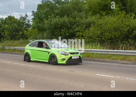 2010 Ford Focus RS; ein Festival des Verkehrs statt in der Küstenstadt Fleetwood, Lancashire, Großbritannien Stockfoto