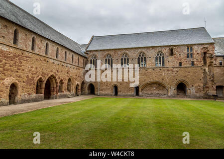 Cleeve Abbey, ein mittelalterliches Kloster in der Nähe des Dorfes Washford in Somerset, England. Denkmalgeschützte Gebäude in 1198 gegründet. Stockfoto