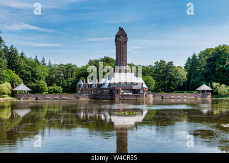 Country Residence das Museum Jachthuis St. Hubertus ist die ehemalige Residenz der Herr und Frau: Kroller-Muller und wurde von dem berühmten niederländischen Architekten Berlage konzipiert Stockfoto