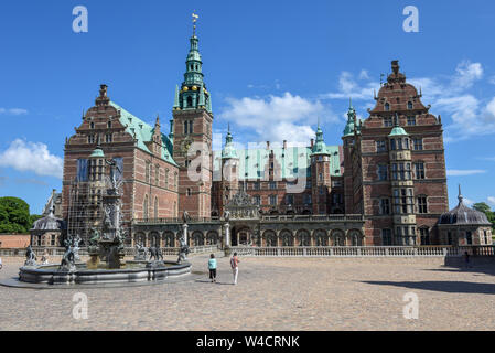 Horsholm, Dänemark - 28. Juni 2019: Das Schloss von Frederiksborg in Horsholm Dänemark Stockfoto