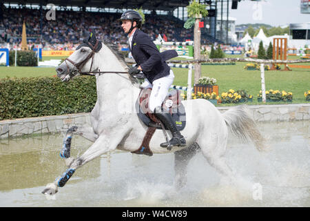 Felix HASSMANN, GER, auf SL Brazonado, Förderung, YAGEO-Preis, Jagd springen Test über Graeben und Waelle, am 19.07.2019, Welt des Pferdesports, CHIO Aachen 2019 vom 16.07 - 21.07.2019 in Aachen/Deutschland; | Verwendung weltweit Stockfoto