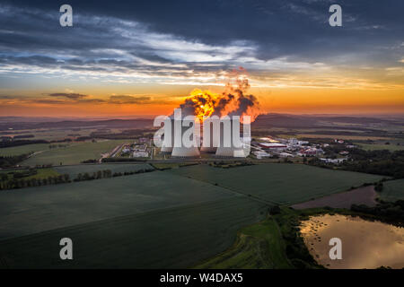 Kernkraftwerk. Im Frühjahr 2003 wurde das Kernkraftwerk mit 2160 MW installierter Leistung, wurde das größte Power Resource Stockfoto