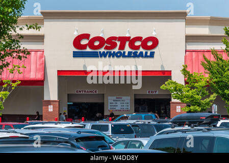 Costco Wholesale Mitgliedschaft - nur Lagerverkauf in Cumming, Georgia. (USA) Stockfoto