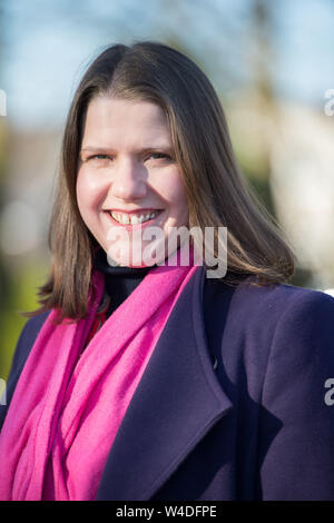 Glasgow, UK. 1. Februar 2019. Jo Swinson MP, der stellvertretende Chef der Liberaldemokratischen Partei, Posen für Fotos. Stockfoto