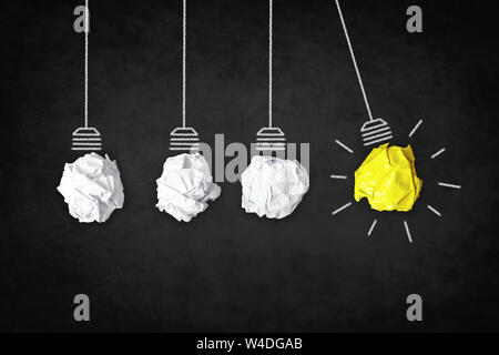 Inspiration Konzept, Idee, Glühbirnen als Kreativität Metapher Stockfoto