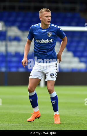 OLDHAM, ENGLAND 20. Juli Oldham Athletic's Tom Hamer in Aktion während der Vorsaison Freundschaftsspiel zwischen Oldham Athletic und Rochdale in Boundary Park, Oldham am Samstag, den 20. Juli 2019 (Credit: Eddie Garvey | MI Nachrichten) Stockfoto