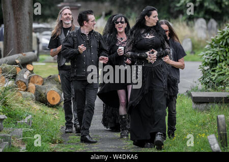 London, Großbritannien. Juli 2019 21. Mitglieder von London Vampir Gesellschaft und anderen Goten nehmen an der jährlichen Brompton Friedhof Tag der Offenen Tür. Credit: Guy Corbishley/Alamy leben Nachrichten Stockfoto