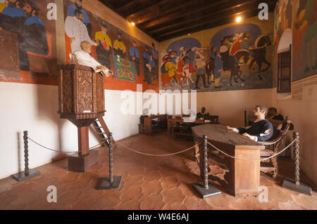 Guatemala, Antigua, Kunstgalerie, die an der Universität von San Carlos Borromeo, La Universidad de San Carlos de Borromeo, 1676 Stockfoto