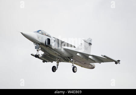 Schwedische Luftwaffe SAAB Gripen Jas39 durchführen Am2019 RIAT Fairford air show, Gloucestershire, Vereinigtes Königreich Stockfoto