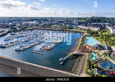 Bangor Stadt und Marina Stockfoto