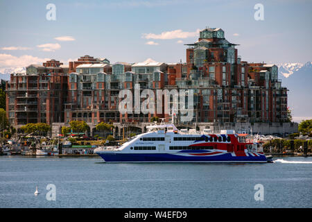 Victoria Clipper Fähre in Victoria's Inner Harbour, Victoria, Vancouver Island, British Columbia, Kanada Stockfoto