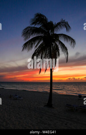 Sonnenuntergang über Maria la Gorda Strand im Südwesten von Kuba Stockfoto