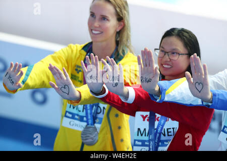 Gwangju, Südkorea. 22. Juli, 2019. Nachricht Schwimmen: 18 FINA Wm Gwangju 2019 Frauen 100 m Schmetterling Siegerehrung an Nambu Internationale Aquatics Center in Gwangju, Südkorea. Credit: YUTAKA/LBA SPORT/Alamy leben Nachrichten Stockfoto