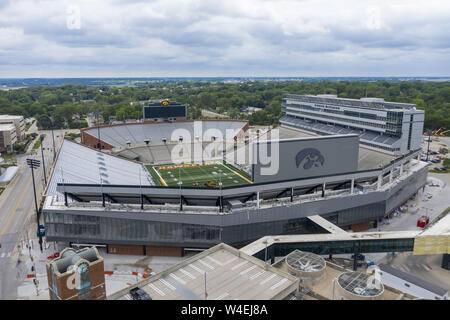 Iowa City, Iowa, USA. 21. Juli, 2019. Luftaufnahmen Kinnick Stadium, ehemals Iowa Stadium ist ein Stadion in Iowa City, Iowa, USA. Es ist das Heimstadion von der Universität von Iowa Hawkeyes. (Bild: © Walter G Arce Sr Schleifstein Medi/ASP) Stockfoto