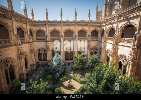 Courtyard San Juan de los Reyes Kloster - Toledo, Castila La Macha, Spanien Stockfoto