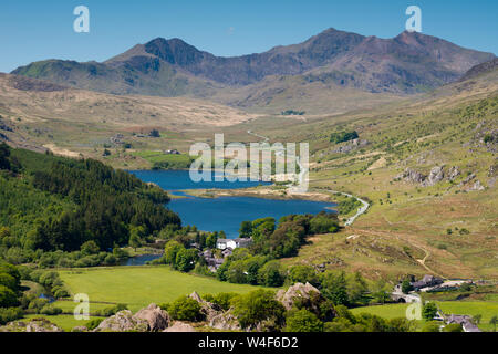 Mount Snowdon und Llynnau See in Snowdonia National Park, Wales Stockfoto