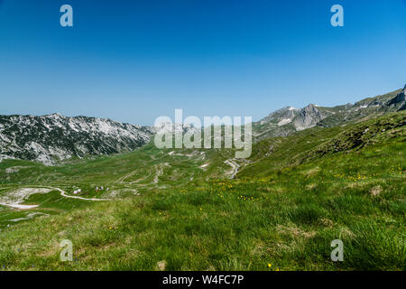 Montenergo, P 14 Mountain lookout Straße. Stockfoto