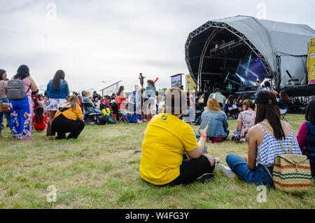 London, UK, 21. Juli 2019: Das Barrio Fiesta 2019 fand auf Apps Court Farm an der Walton-on-Thames. Ein jährliches Festival feiert eine philippinische Nahrung Stockfoto