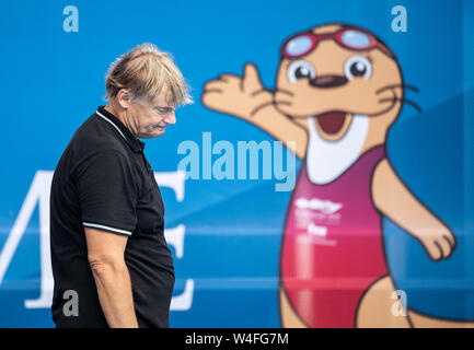 Gwangju, Südkorea. 23. Juli, 2019. Schwimm-WM: Wasserball, Viertelfinale Deutschland - Kroatien: Bundestrainer Hagen Stamm. Quelle: Bernd Thissen/dpa/Alamy leben Nachrichten Stockfoto