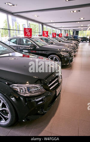 Deutschland, Düsseldorf Juli 17, 2019: Mercedes-Benz Store in Düsseldorf. Deutschland Stockfoto