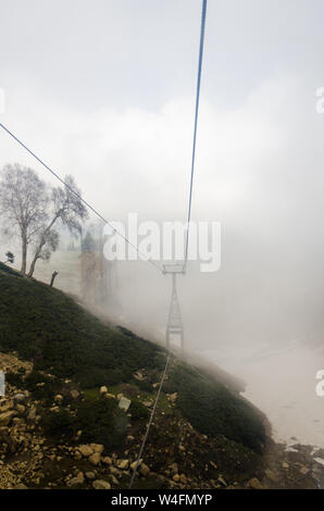 Gulmarg Gondel Phase 2 von Kongdoori zu Apharwat Peak bei Gulmarg, Jammu und Kaschmir, Indien Stockfoto