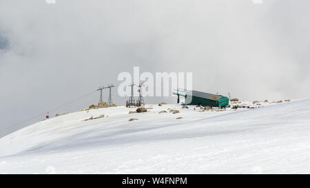 Blick vom höchsten Punkt der Apharwat Peak, Gulmarg, Jammu und Kaschmir, Indien Stockfoto