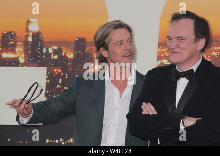 Los Angeles, USA. 22. Juli 2019. Brad Pitt, Quentin Tarantino 22.07.2019 Die Los Angeles Premiere von "Once Upon A Time In Hollywood' an der TCL Chinese Theatre in Los Angeles, CA Foto von Izumi Hasegawa/HollywoodNewsWire.co Credit statt: Hollywood News Wire Inc./Alamy leben Nachrichten Stockfoto