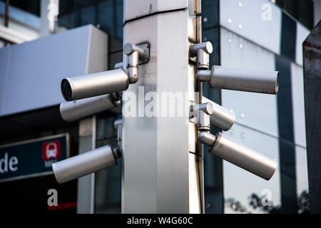 Edelstahl CCTV-Singapur Stockfoto