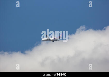 Chiangmai, Thailand - 17. Juli 2019: HS-TEU-Airbus A330-300 von Thai Airways. Im Flug von Chiang Mai nach Bangkok. Stockfoto