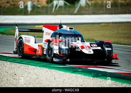 Circuit de Catalunya, Barcelona, Spanien. 23. Juli, 2019. Der Prolog FIA World Endurance Championship; der Toyota TS 050 Hybrid von Sebastien Buemi Kazuki Nakajima und Brendon Hartley in Aktion: Aktion plus Sport/Alamy leben Nachrichten Stockfoto