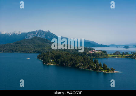 Hotel Llao Llao in den Nahuel Huapi See in der Nähe von Bariloche, Argentinien, Südamerika Stockfoto