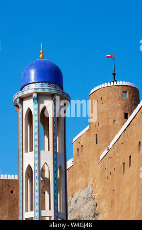 Khor Moschee mit Forts Mirani, Regierungsviertel, Muscat, Oman Stockfoto