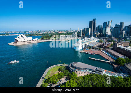 Ausblick auf Sydney mit Opernhaus, New South Wales, Australien Stockfoto